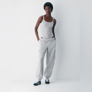 Aritzia Cozy Sweatfleece Mega Cargo™ Jogger size S NEW WITH TAGS